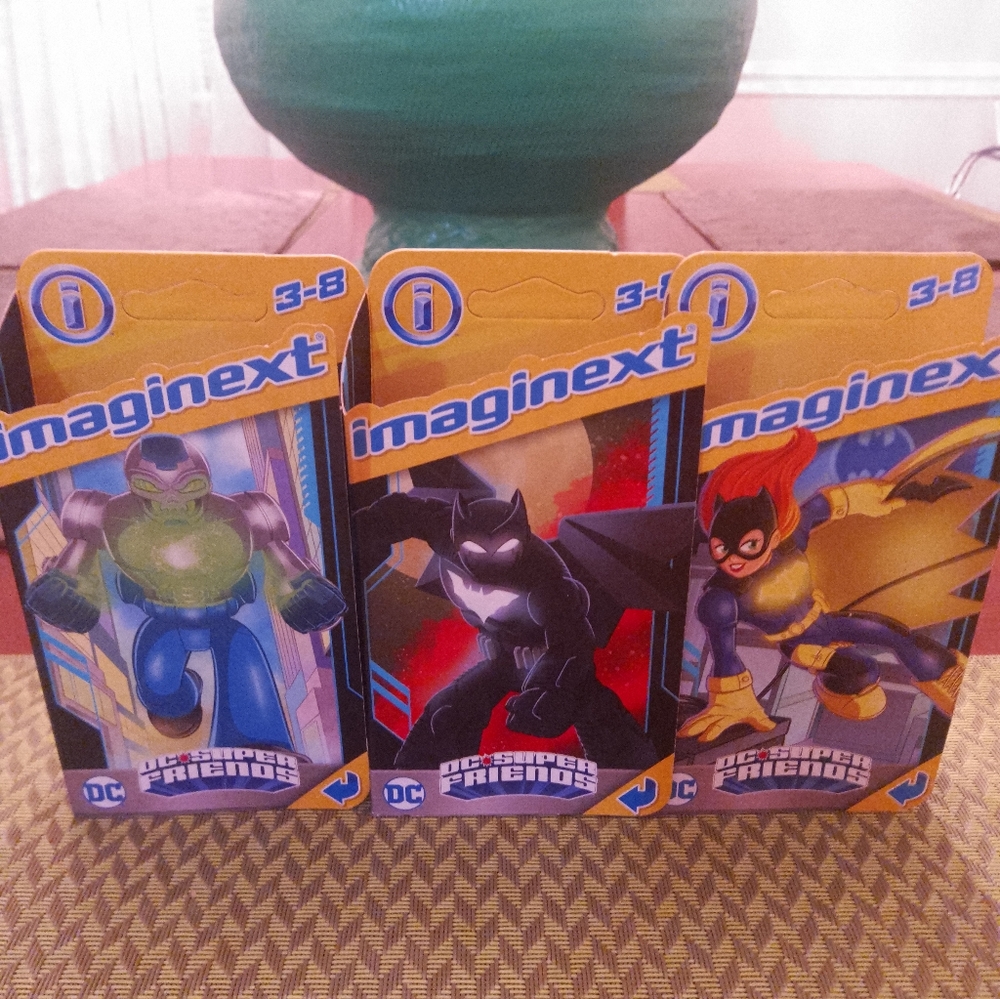Imaginext dc super friends figures